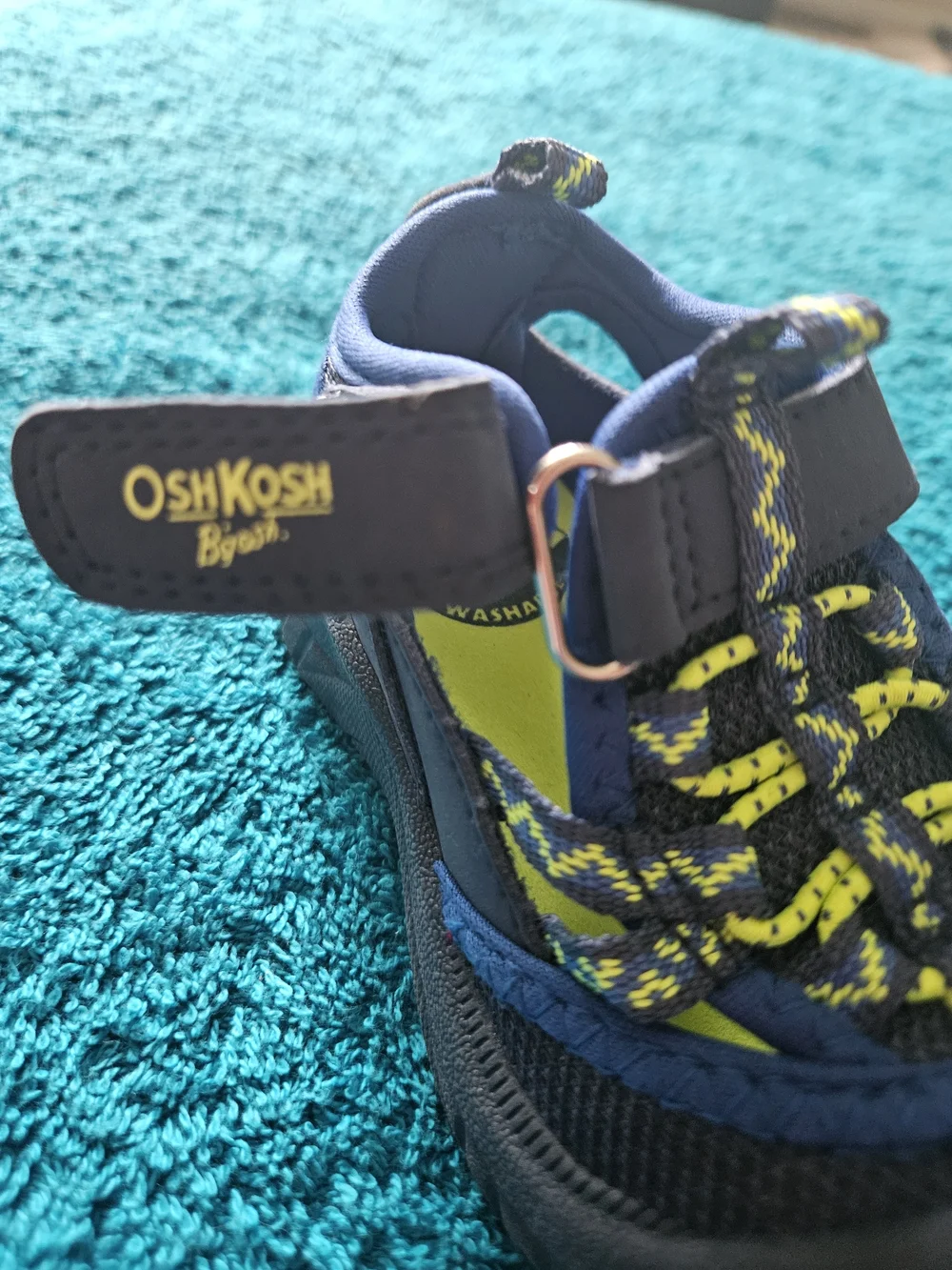 OshKosh B'gosh Navy and Lime Kids Outdoor Sandals